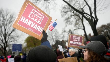 ABD’de 100’ü aşkın üniversiteden Trump’a mektup: Siyasi müdahaleye karşı tek sesiz