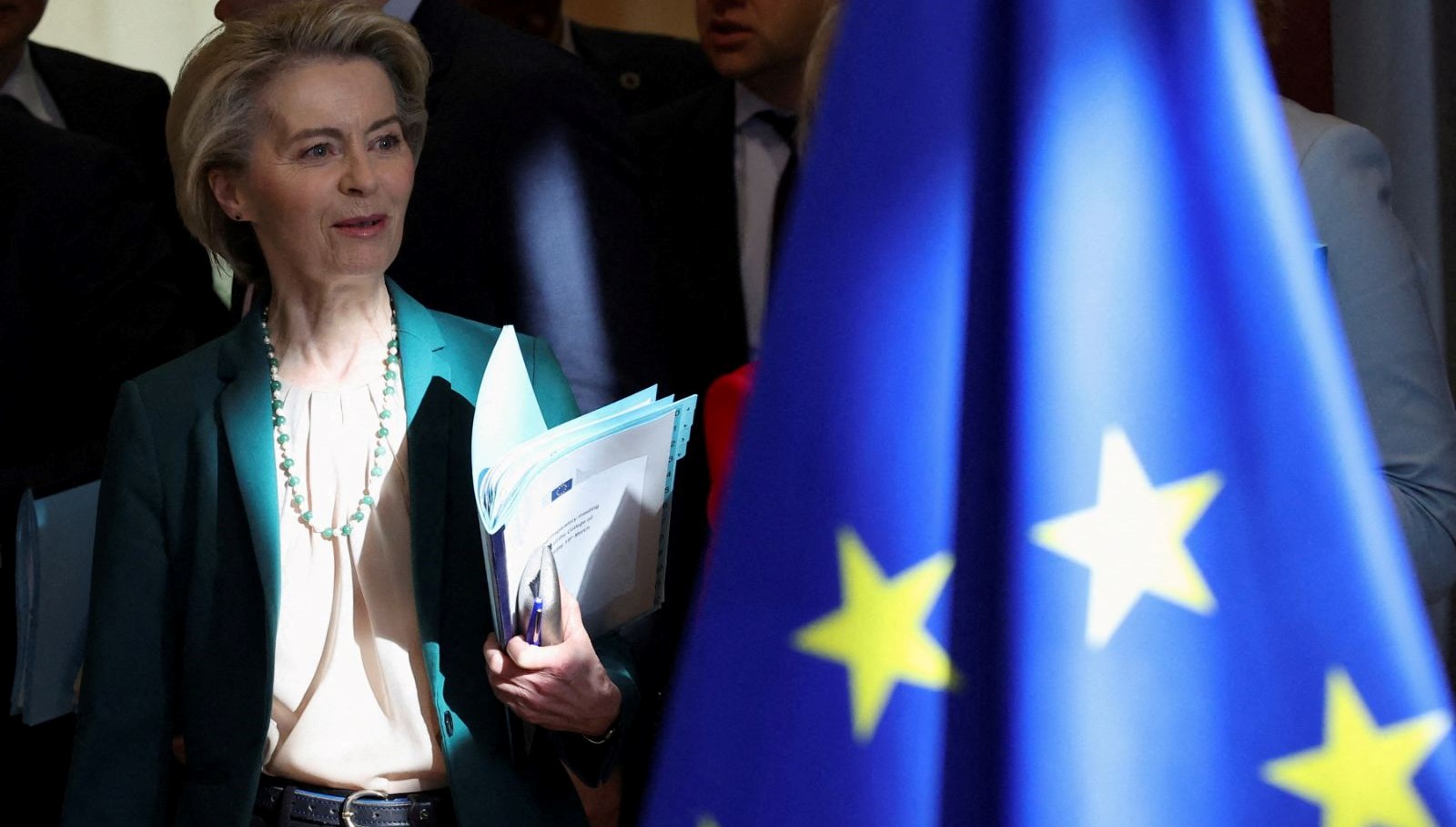 AB’den ABD’ye karşı tarife misillemesini askıya alma kararı