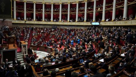 İsrail, Filistin ziyareti öncesi Fransız vekillerin vizesini iptal etti