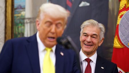 Mehmet Öz Beyaz Saray’da yemin ederek misyonuna başladı