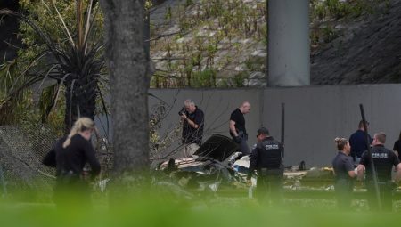 New York’ta küçük uçak düştü: 1 meyyit