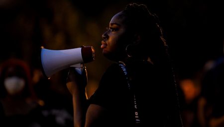 Öldüklerini mektupla öğrendiler: 6 bin kişi yaşadığını kanıtlamaya çalışıyor