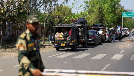 Pakistan: “Hindistan 24 ila 36 saat içinde saldırı planlıyor”