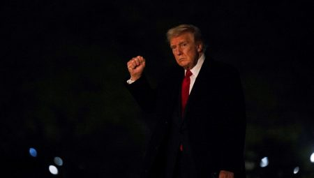 “Ticaret savaşı” geri tepti: ABD’lilerin Trump’a dayanağı azalıyor