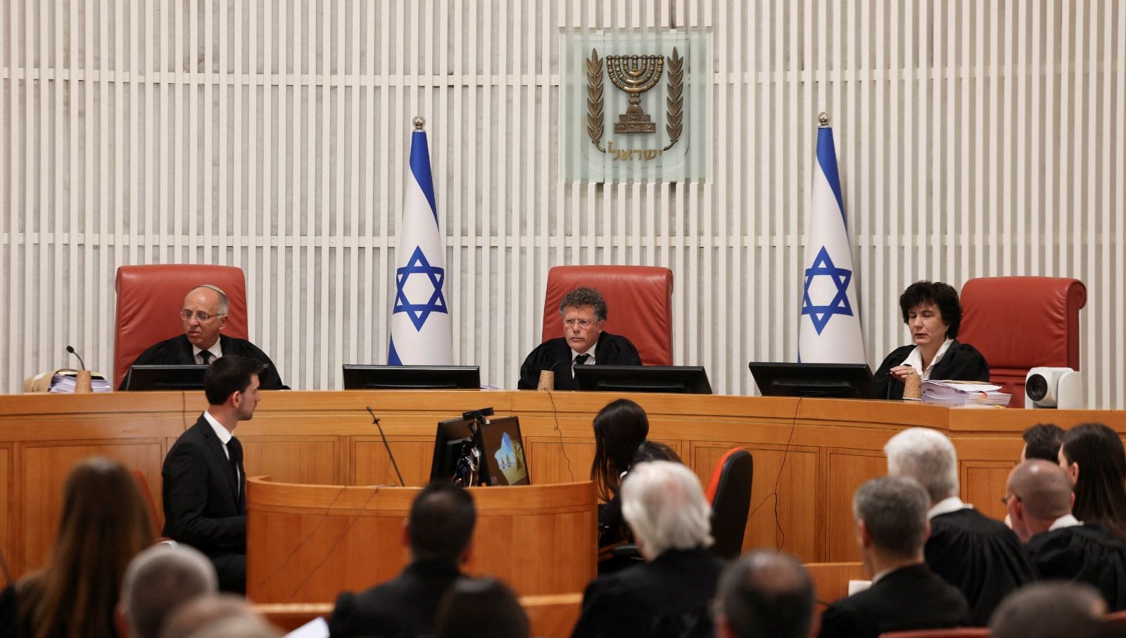 Yüksek Mahkeme, Netanyahu’nun Şin Bet kararına “dur” dedi