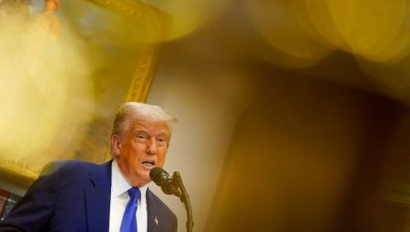 “8647” tartışması sürüyor: Trump “suikast çağrısı” dedi, FBI’ın eski şefi söz verdi