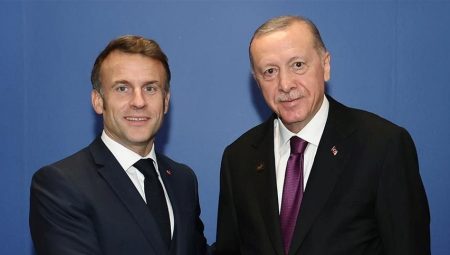 Cumhurbaşkanı Erdoğan, Macron’la görüştü