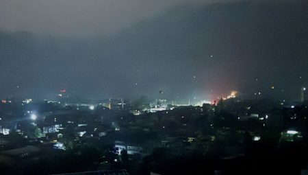 Hindistan, Pakistan’ı füzelerle vurdu