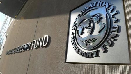 IMF, Pakistan’a 1 milyar dolarlık kaynağın önünü açtı