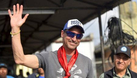 İngiliz dağcıdan Everest rekoru