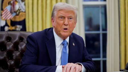 Trump: İran’dan petrol alan ülkelere yaptırım uygulanacak