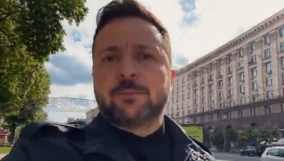 Zelenski sokağa indi: “Ya Rusya değişecek ya dünya”