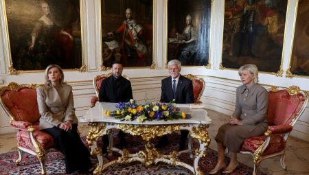 Zelenski’den Çekya’ya ziyaret: “Güzel haberler hazırlıyoruz”