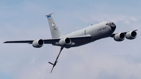 ABD’ye ilişkin onlarca yakıt ikmal ve tanker uçağı havalandı: İstikamet İsrail-İran savaşı mı?