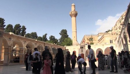 Adıyaman ve Şanlıurfa’daki tarihi yapılar tekrar ayağa kaldırılıyor