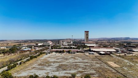 Güney Afrika’da 289 personel altın madeninde mahsur kaldı