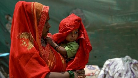 Hindistan’da doğum oranı düştükçe okullar kapatılıyor