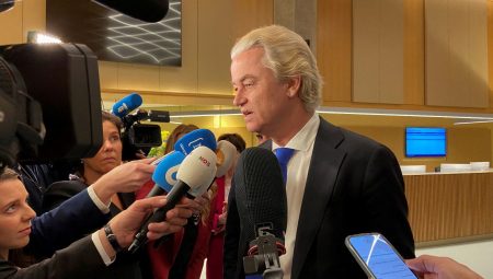 Hollanda’da hükümet krizi: Çok sağcı Wilders, koalisyondan ayrıldı