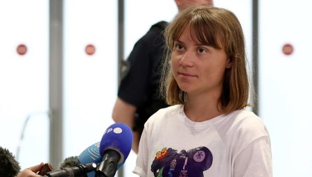 Hudut dışı edilen Greta Thunberg birinci kere konuştu: “İsrail bizi memleketler arası sularda kaçırdı”