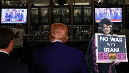 İran’a hücumlar dünya basınında: “Trump, ABD’yi yeni bir savaşa sürükledi”