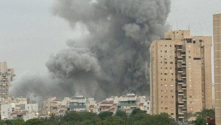 İran’dan yeni hücum dalgası: Apartman bloğu vuruldu, ölüler var