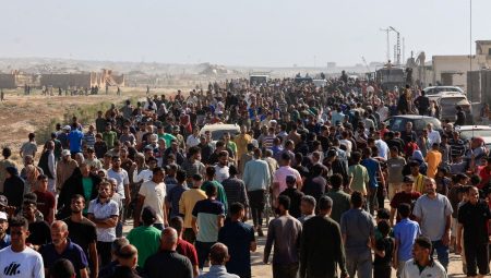 İsrail, Gazze’deki yardım dağıtım merkezlerine yaklaşılmasını yasakladı