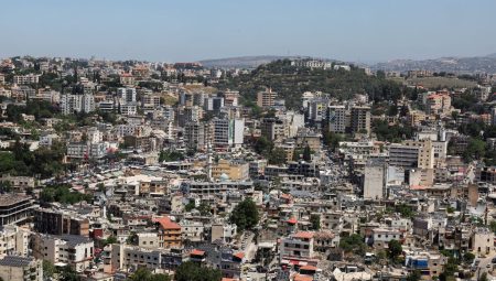 İsrail’den Lübnan’a akın: “Hizbullah kumandanı öldürüldü”