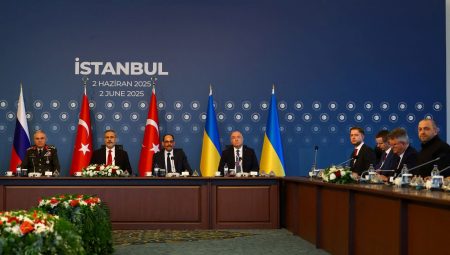 İstanbul’da 1 saatlik barış doruğu: Rusya-Ukrayna görüşmesinden esir takası çıktı