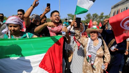 Mısır, aktivistlerin Gazze yürüyüşünü engelledi