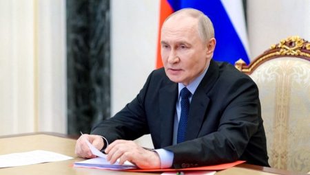 Moskova, ABD’nin İran nükleer tesislerine saldırısına reaksiyon gösterdi