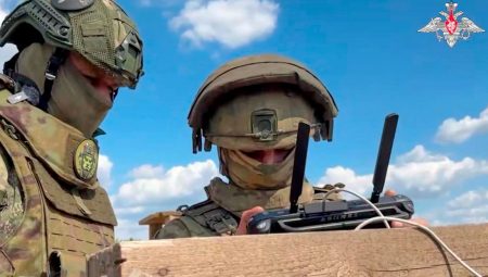 Rus okullarında yeni devir: İHA çalışmaları mecburî ders oluyor