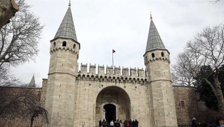 Topkapı Sarayı gece ziyaret edilebilecek