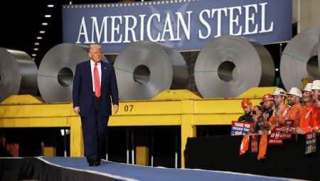 Trump, çelik ithalatı vergisini yüzde 50’ye çıkardı