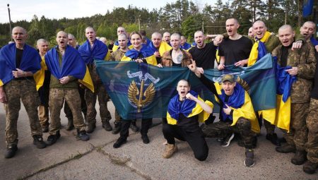 Ukrayna-Rusya ortasında esir takası: 270 asker ve 120 sivil takas edildi