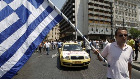Yunanistan’da taksicilerden 48 saatlik grev