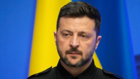 Zelenski: Rusya, Trump’ı mutlu etmek için müzakere yürütüyor