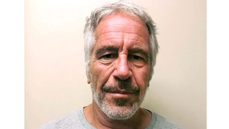 Musk “Belgelerde Trump da var” demişti: Epstein’in “müşteri listesi” yokmuş