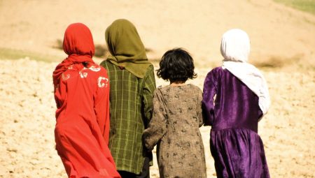 Satılık çocuk skandalı: 45 yaşındaki adam, 6 yaşındaki kızla evlendi