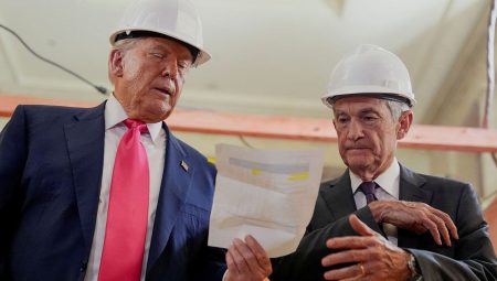 Trump ve Powell canlı yayında atıştı